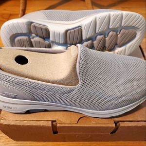 Skechers, Ultra go Shoes, Women size 10, NEW